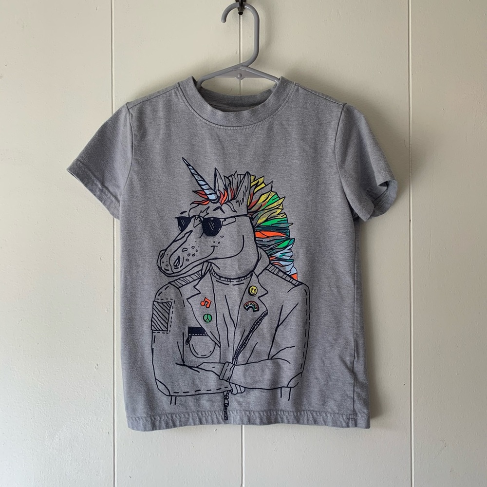 Cat and Jack Graphic-T size small